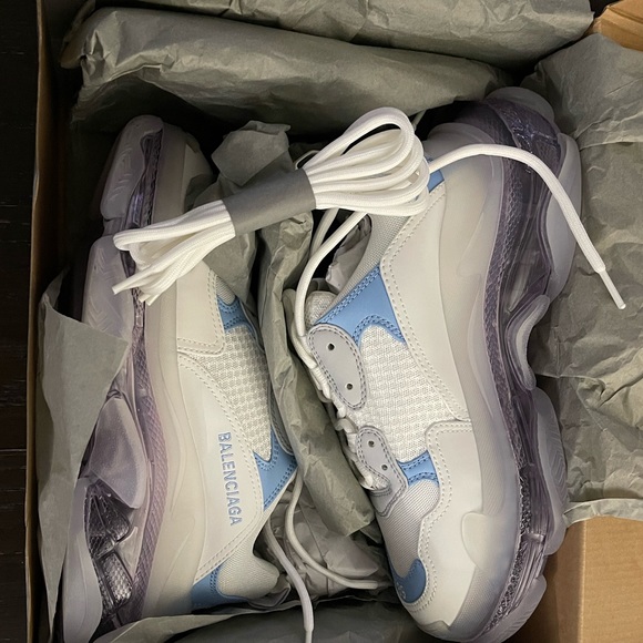 Never worn with box. - Picture 7 of 11